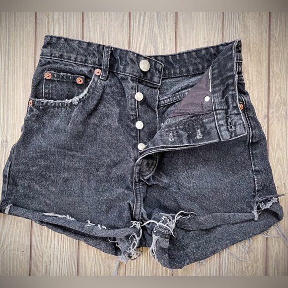 Zara HIGH RISE DENIM SHORTS - Picture 1 of 4